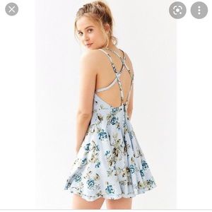 Urban Outfitters: Kimchi Blue Floral Dress Size 0